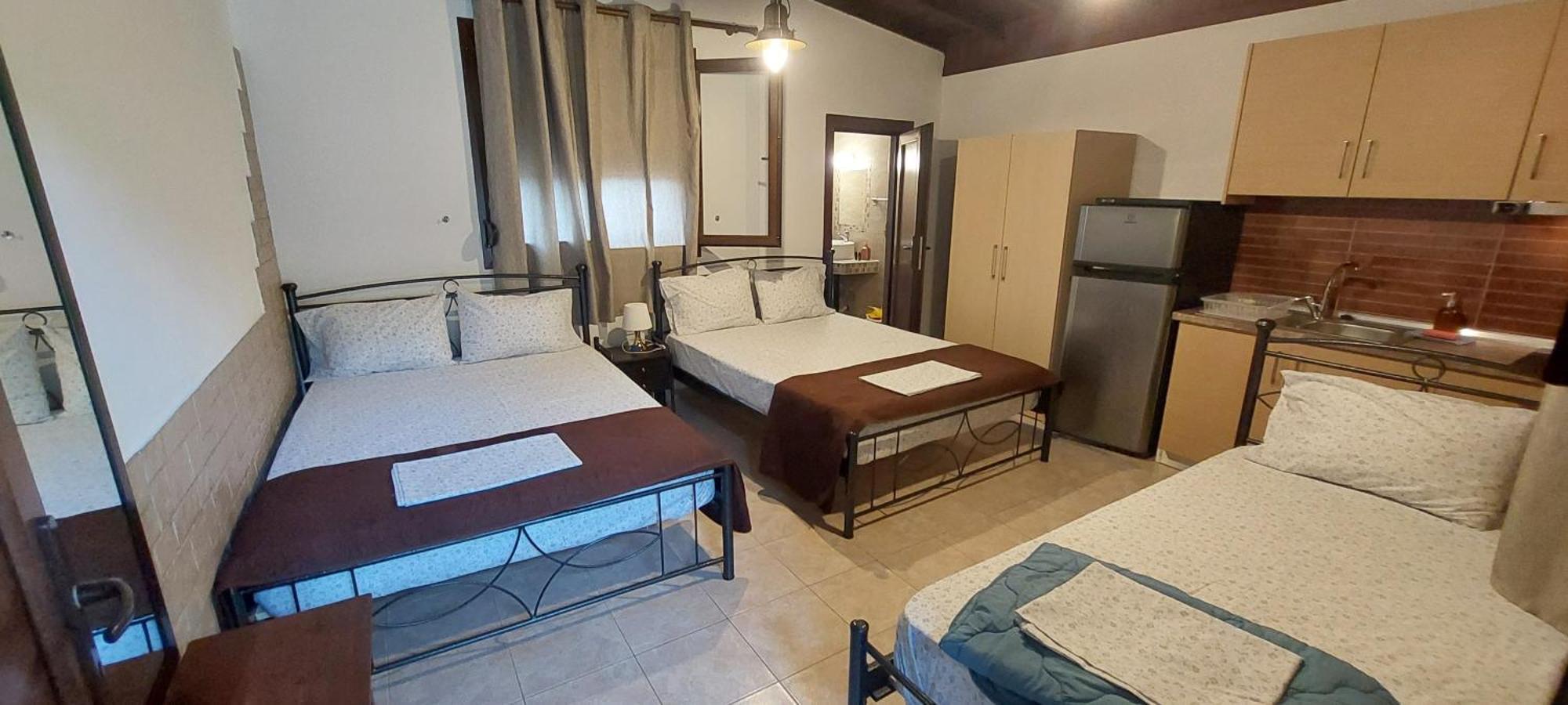 Dimitris Villas - Villa 4 奥马斯帕纳吉亚斯 外观 照片